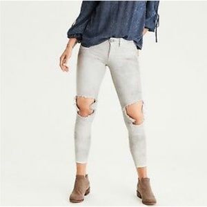 AMERICAN EAGLE •Women’s Gray Destroyed Twill Cropped Jeggings Jeans Size- 14